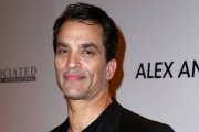 Jonathan Schaech