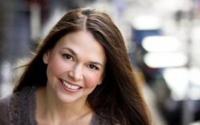 Sutton Foster