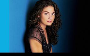Alexa Davalos