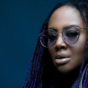 Lalah Hathaway