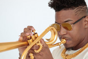 Christian Scott aTunde