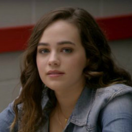 Mary Mouser profile picture