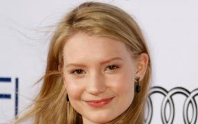 Mia Wasikowska
