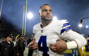Dak Prescott stats, instagram, contract, wife, win loss record, salary