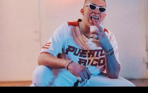 Bad Bunny Age : Bad Bunny Height, Weight, Age, Body Statistics - Why We ... - Bad bunny whose birth name is benito antonio martinez ocasio was born on 10th march 1994 and is currently 27 years old.