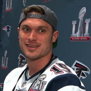 Chris Hogan