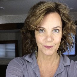 Margaret Colin profile picture