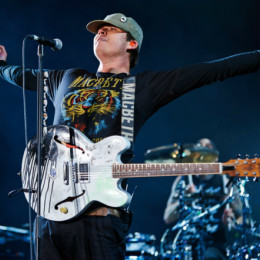 Tom DeLonge profile picture
