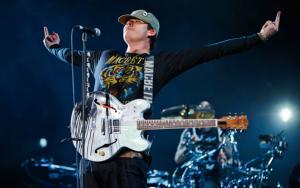 Tom DeLonge profile picture