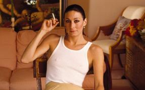 Anjelica Huston