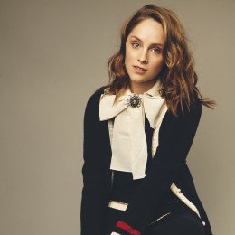Sophie Rundle profile picture